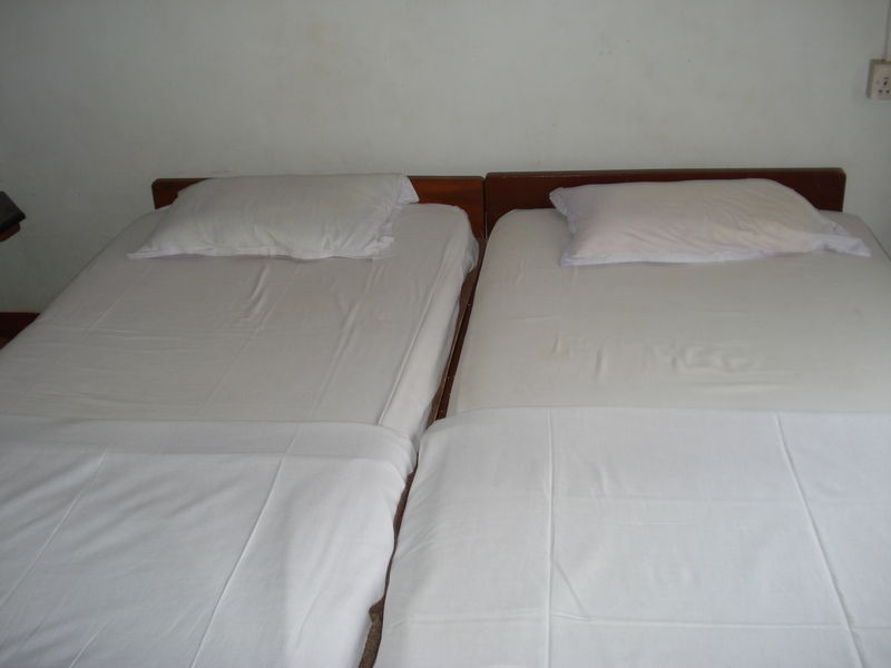 Hotel Astoria à Parra Extérieur photo